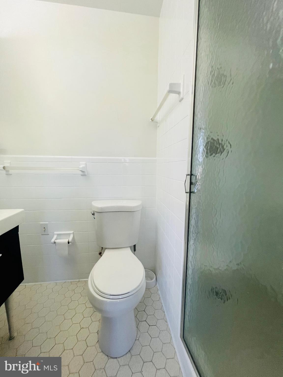 TANTALLON ON THE POTOMAC - Residential Lease