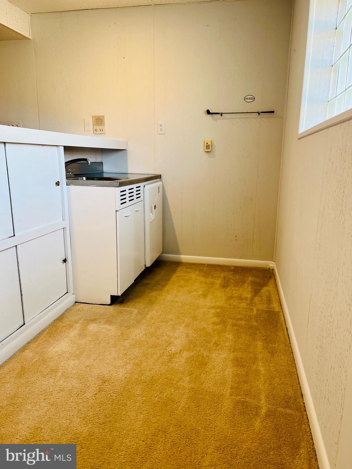 TANTALLON ON THE POTOMAC - Residential Lease