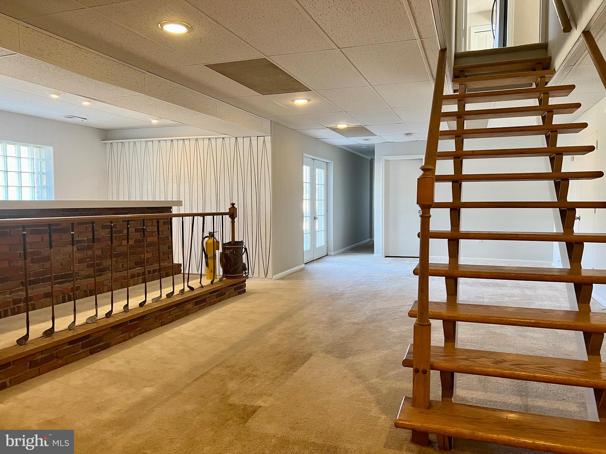 TANTALLON ON THE POTOMAC - Residential Lease