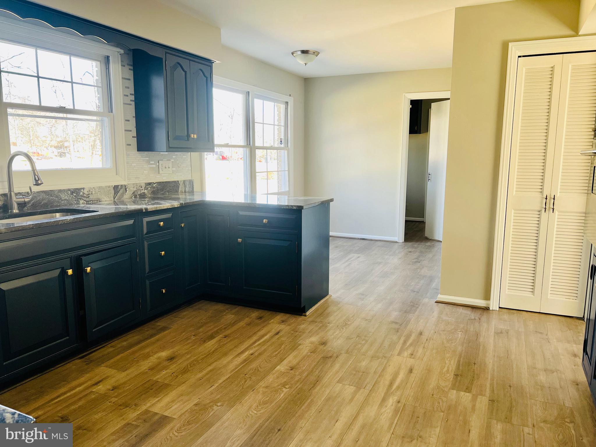 TANTALLON ON THE POTOMAC - Residential Lease