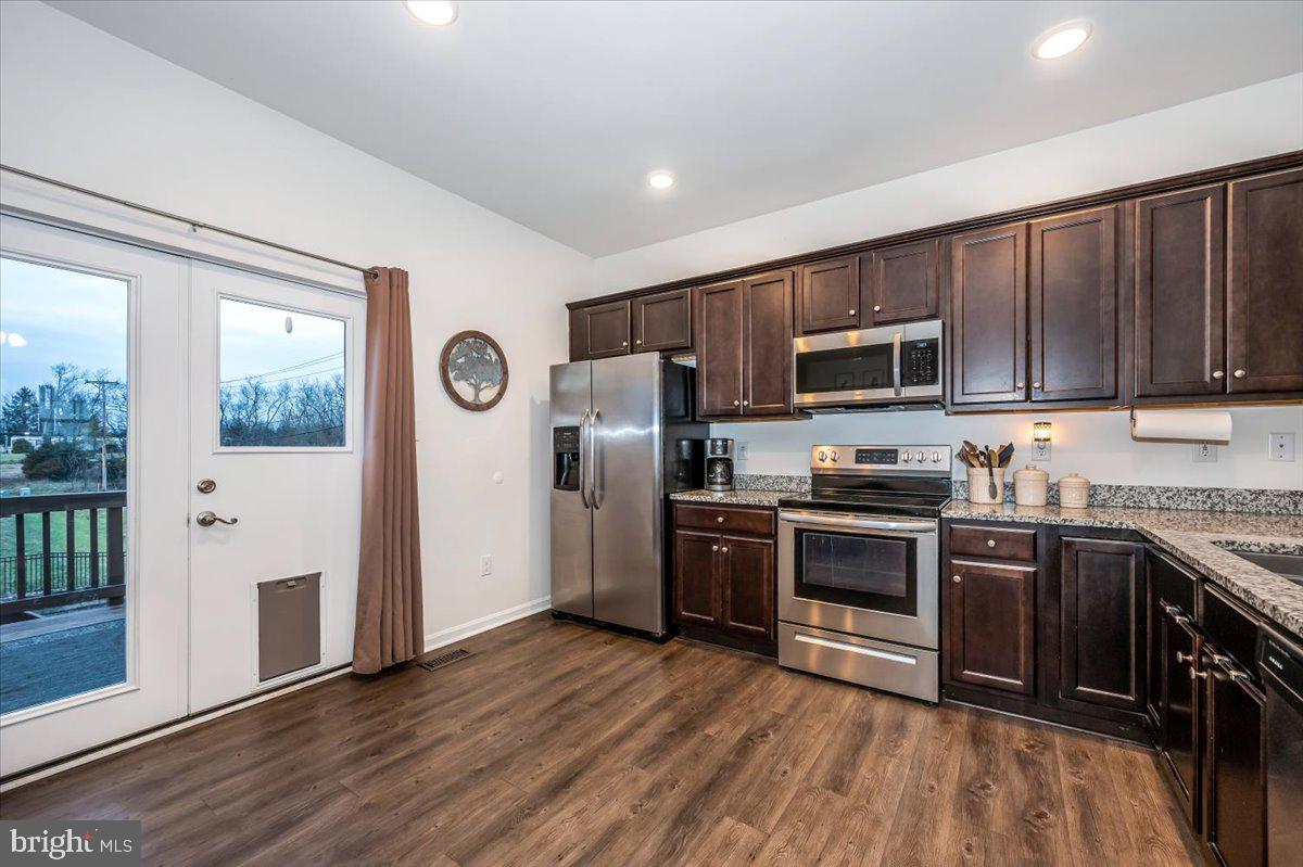 BERKELEY RIDGE - Residential