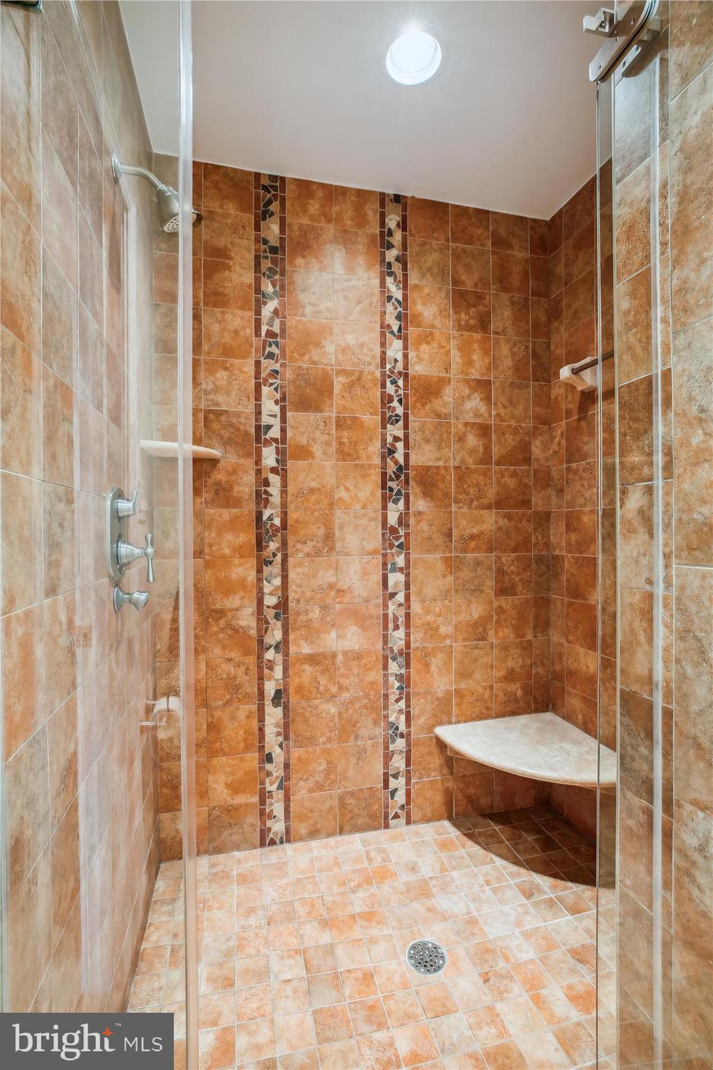 TIMBERLAWN - Residential