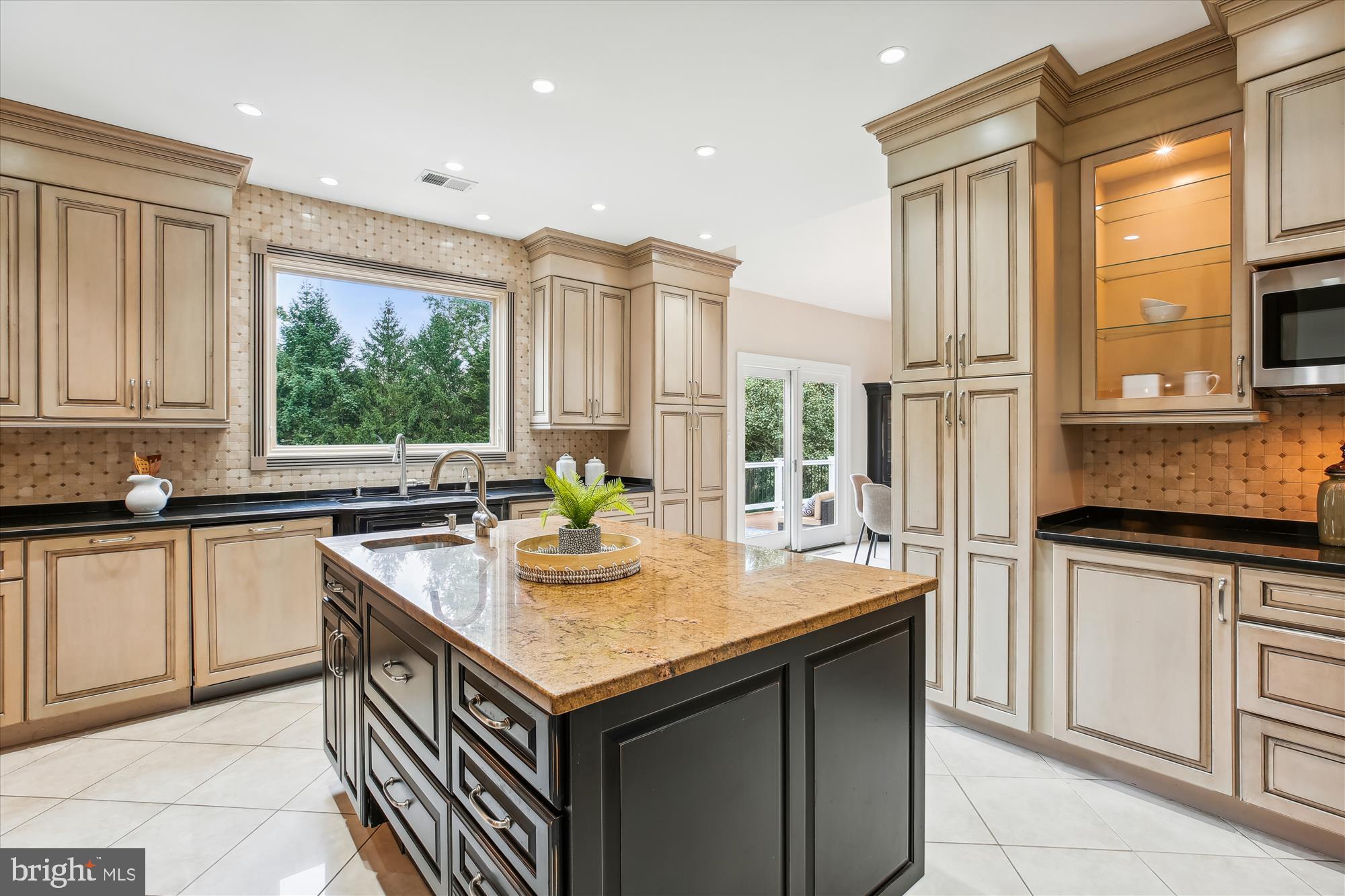 TIMBERLAWN - Residential