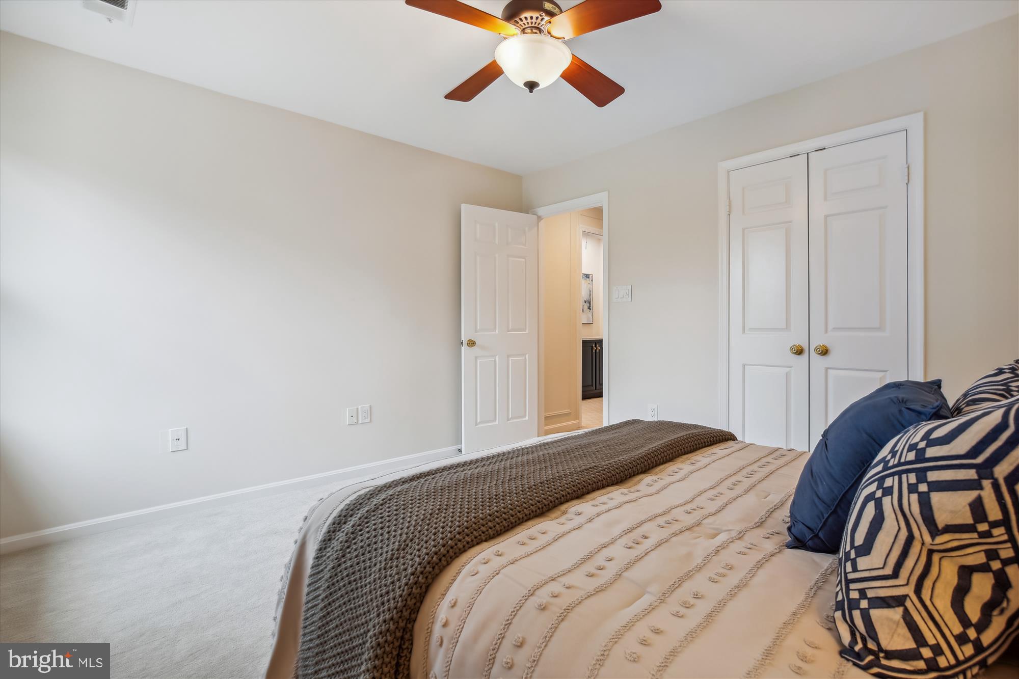 TIMBERLAWN - Residential