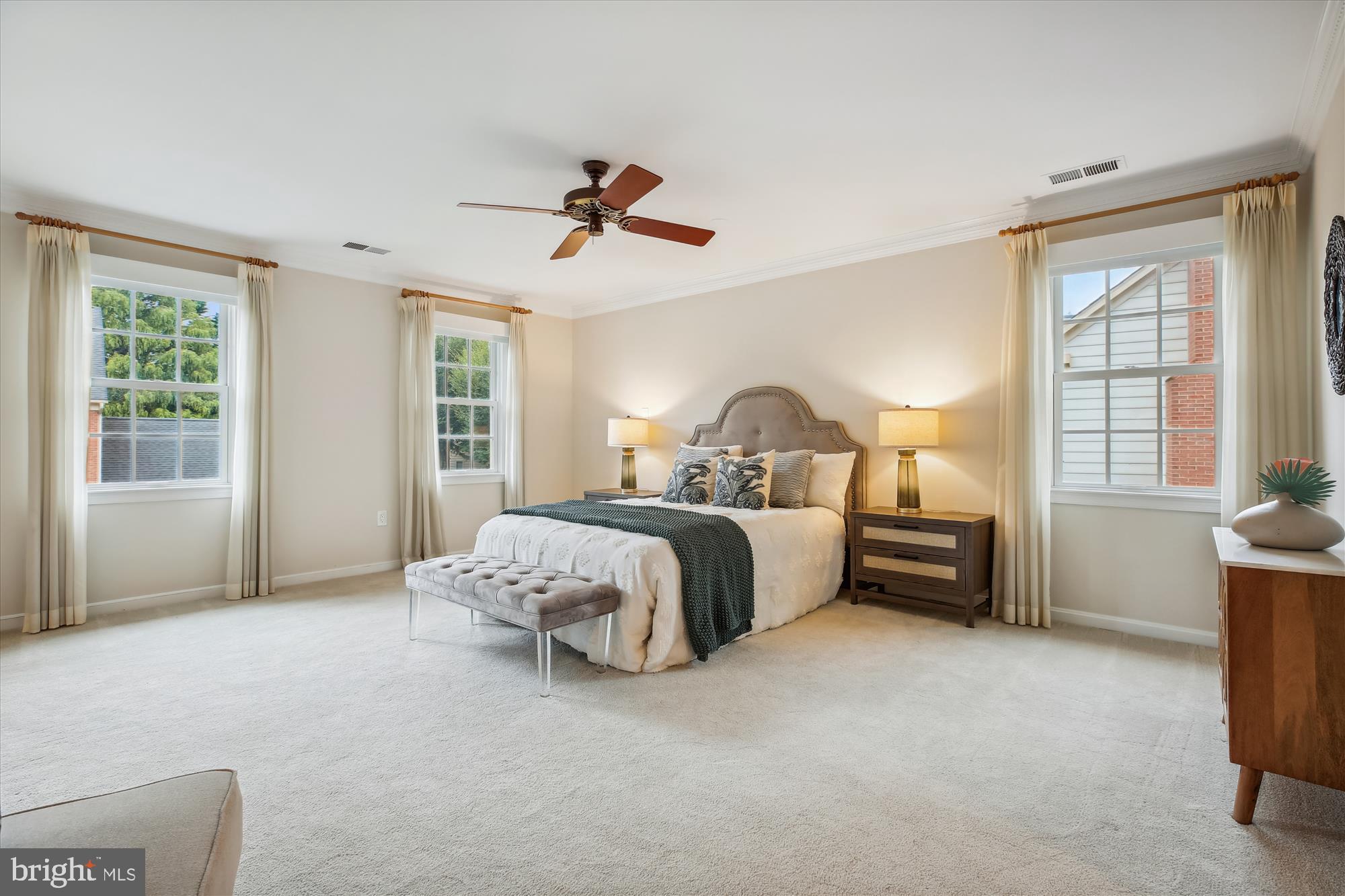 TIMBERLAWN - Residential