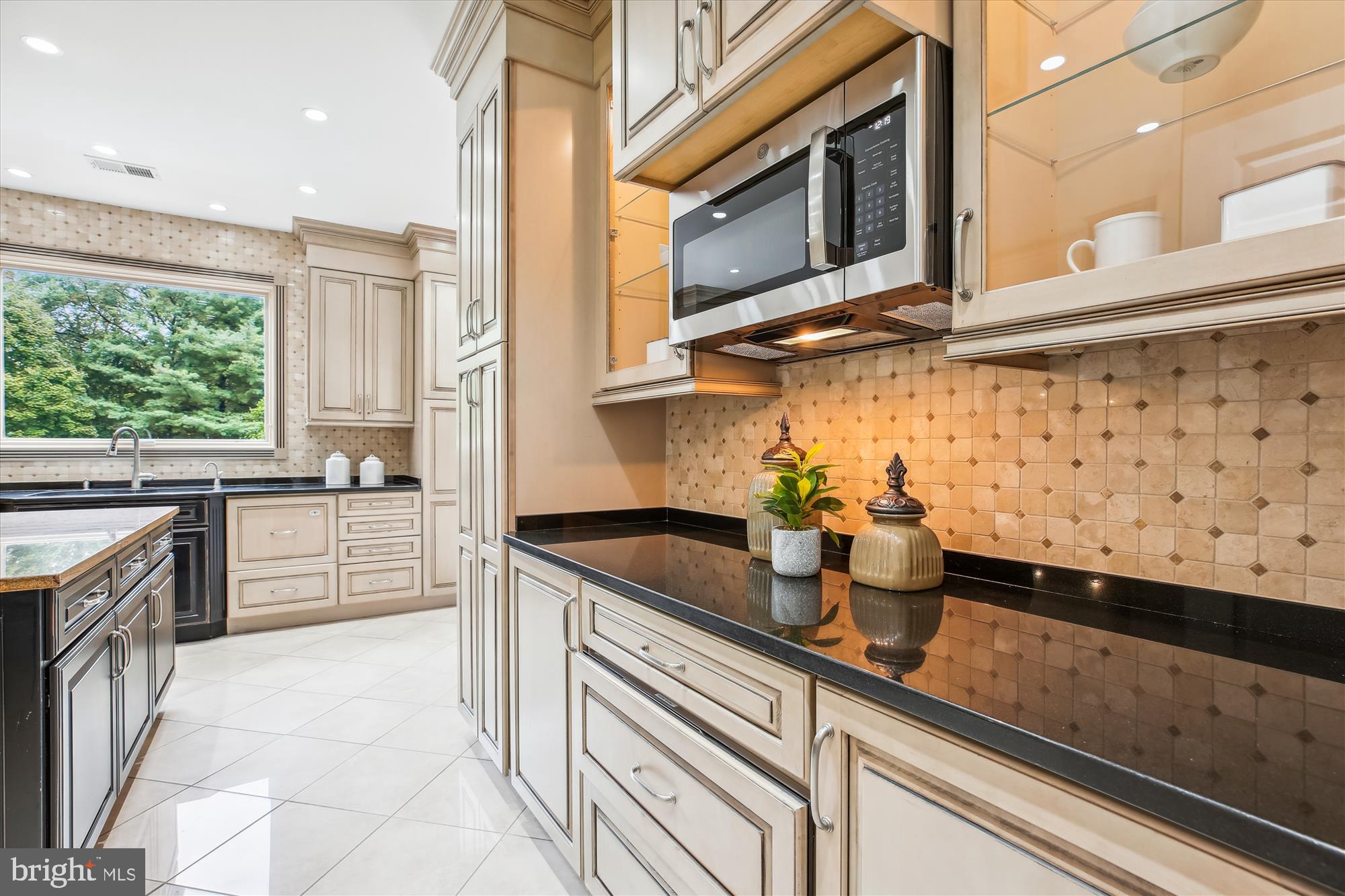 TIMBERLAWN - Residential