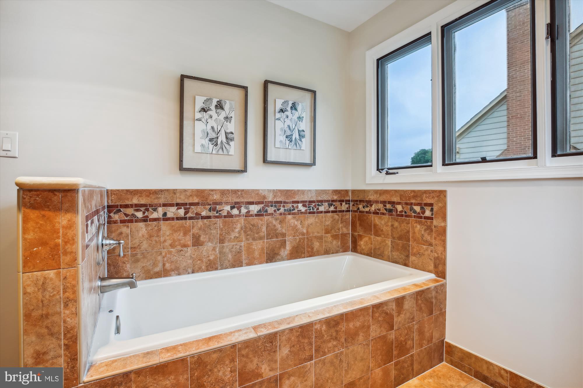 TIMBERLAWN - Residential