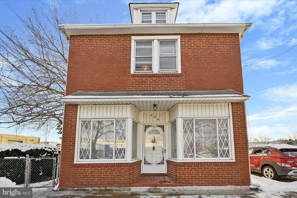 Photo of 104 Monroe Street, BRISTOL, PA 19007 (MLS # PABU2111352)
