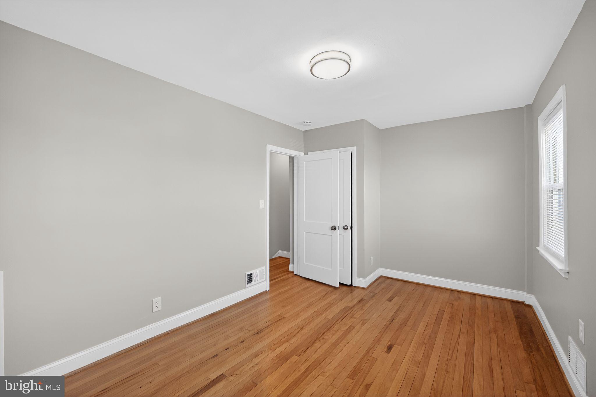 DUNDALK VILLAGE - Residential