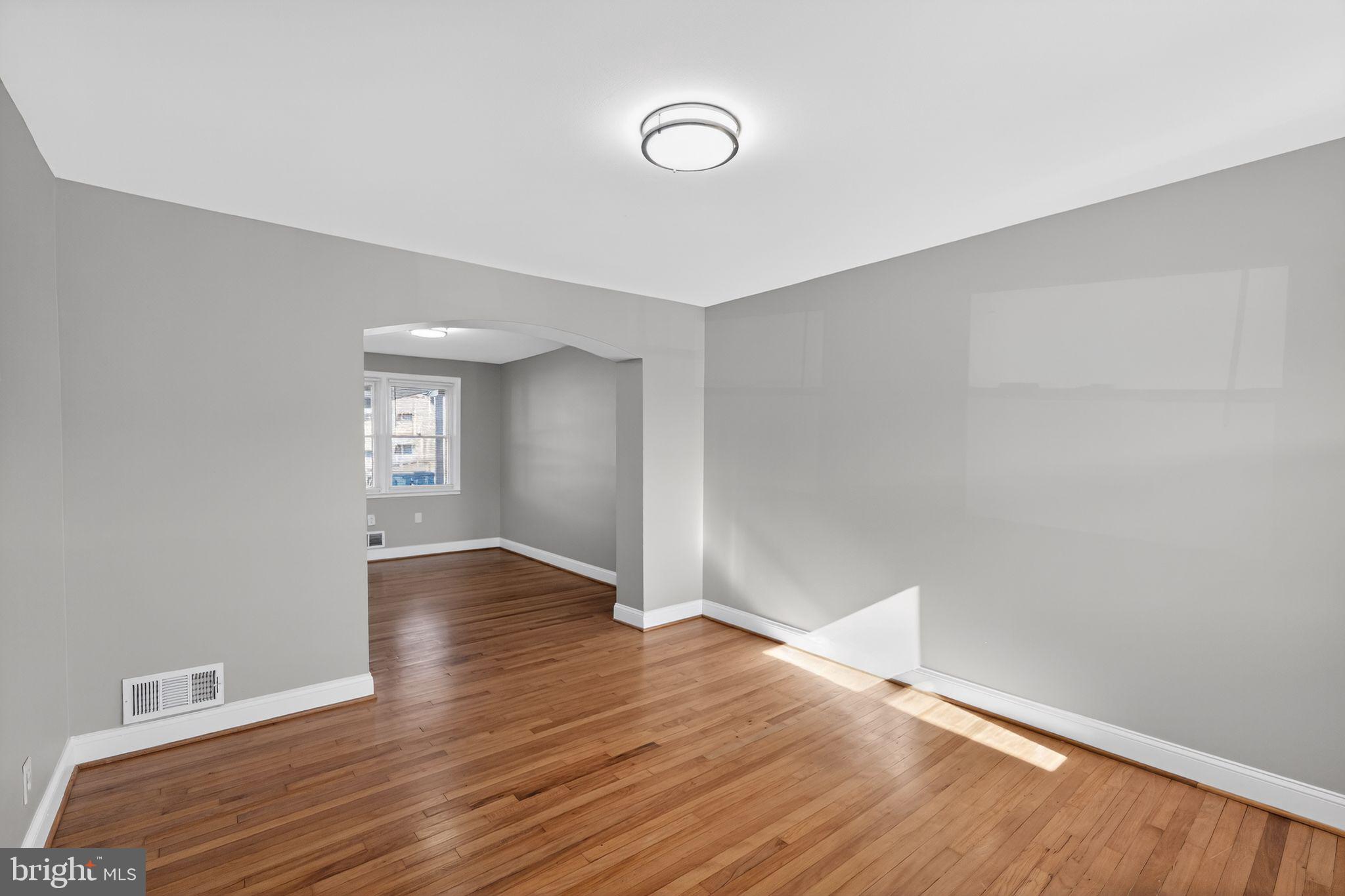 DUNDALK VILLAGE - Residential