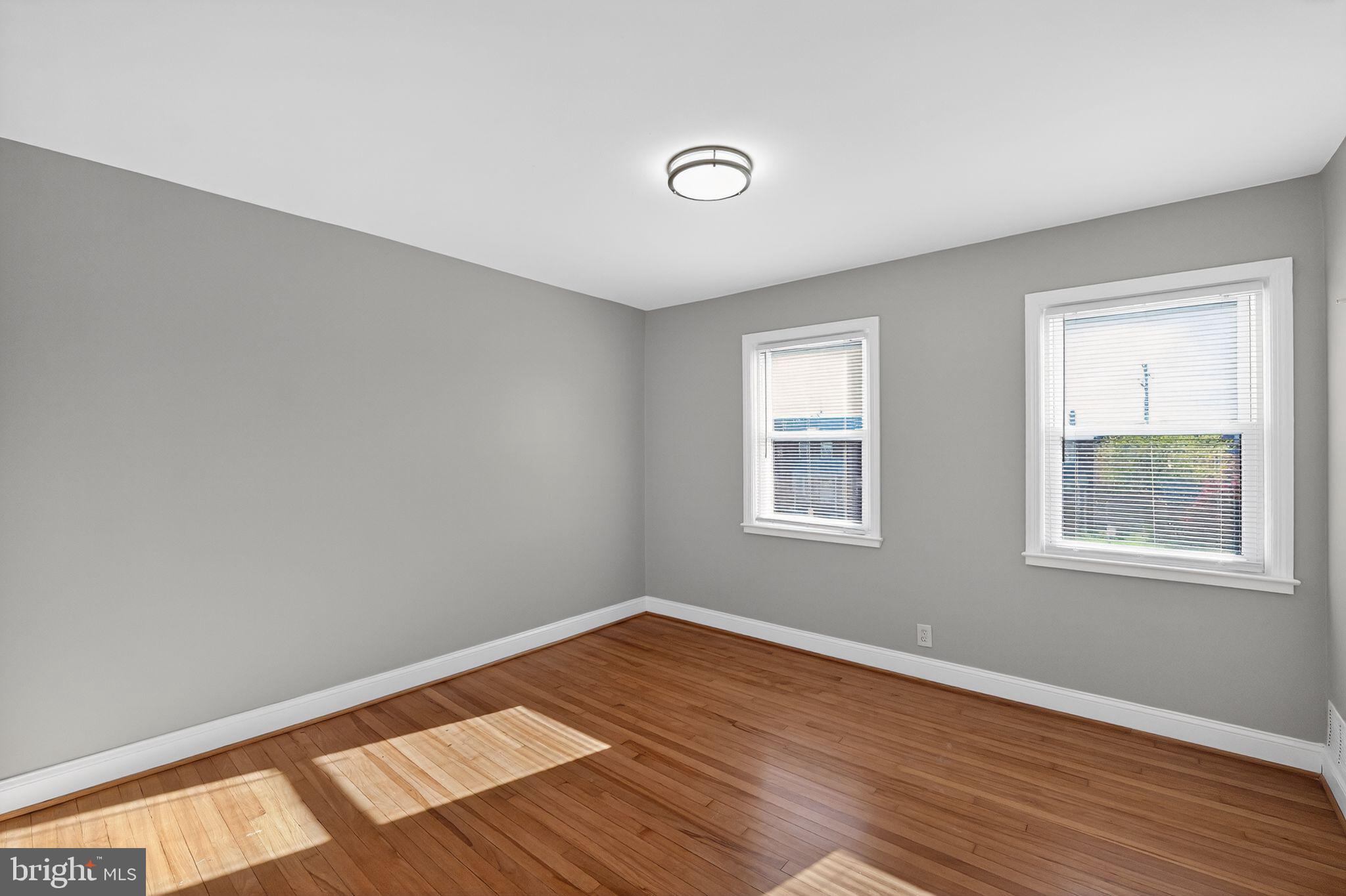 DUNDALK VILLAGE - Residential