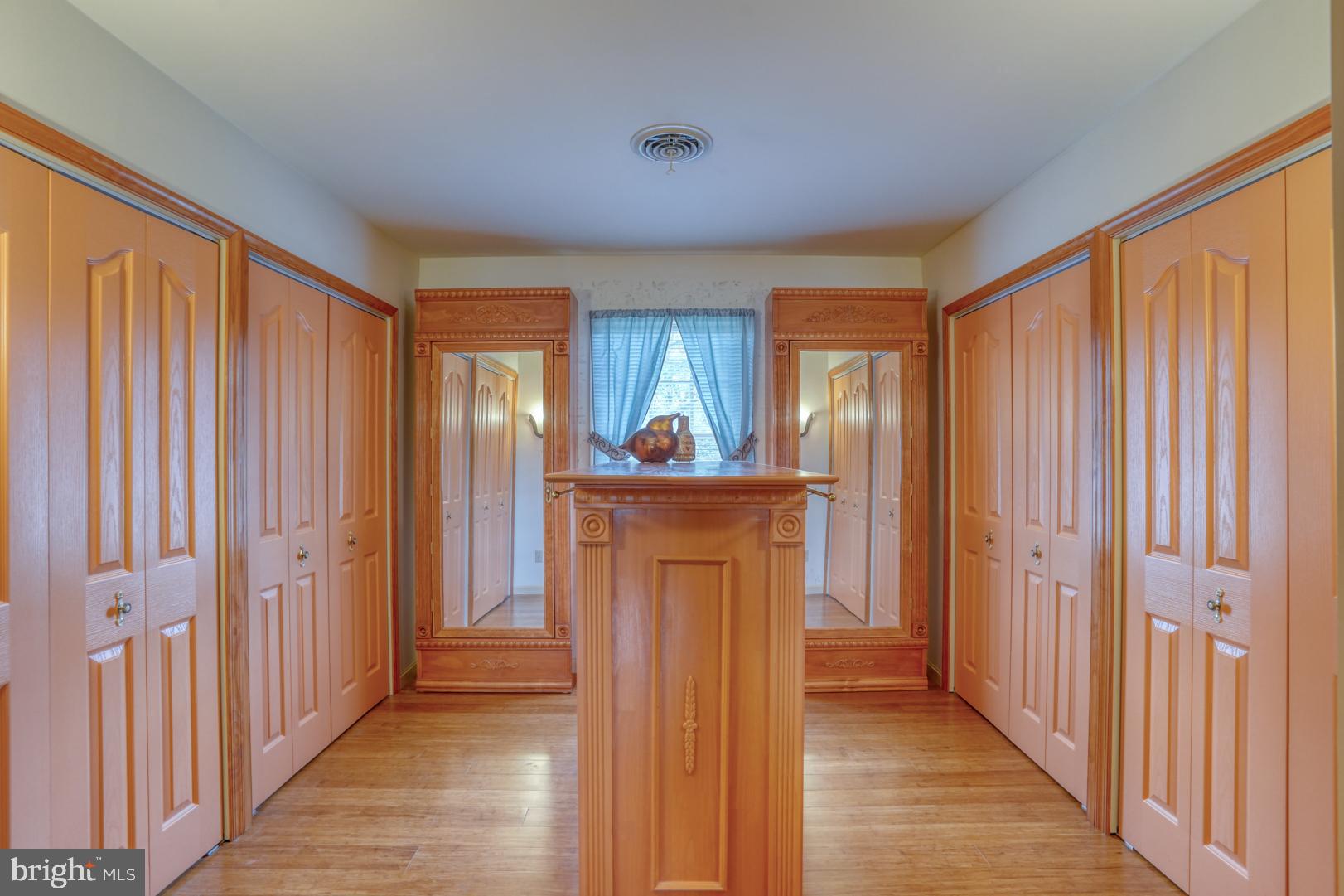 WINDSWEPT - Residential