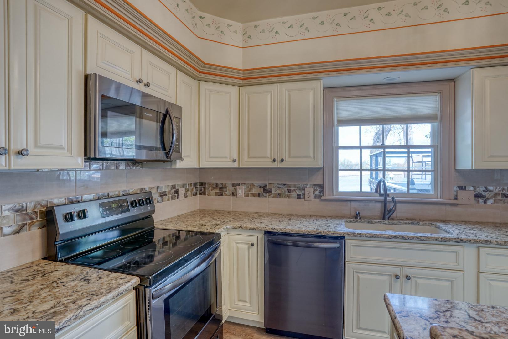 WINDSWEPT - Residential