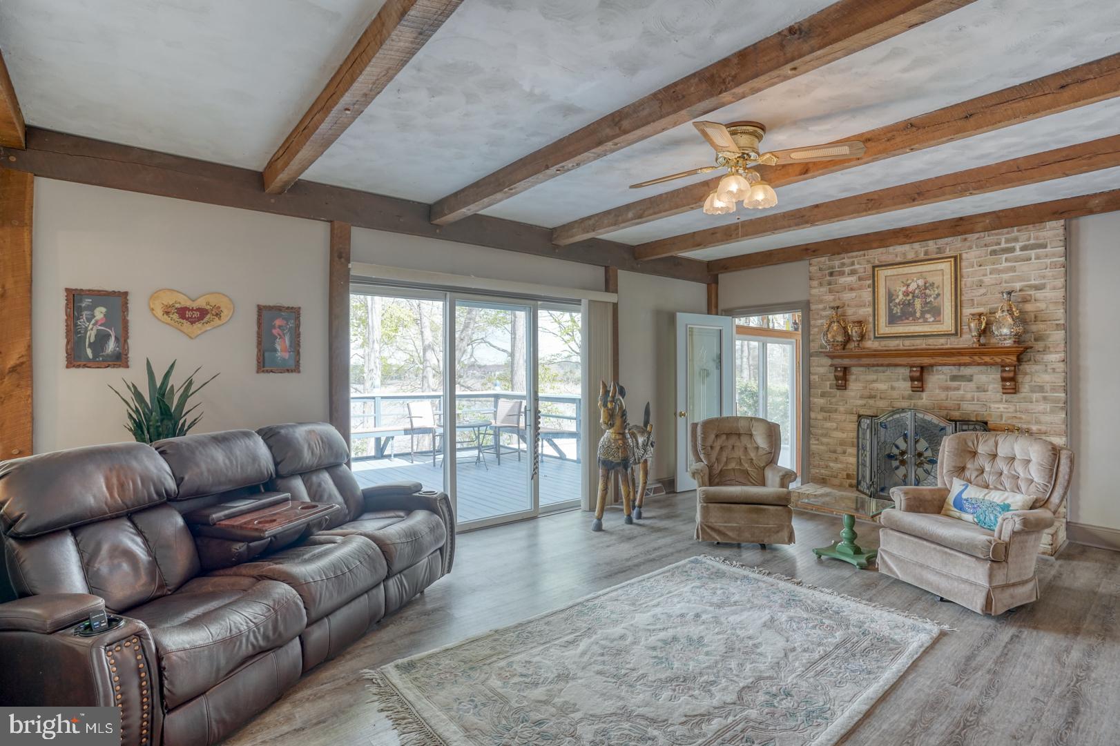 WINDSWEPT - Residential