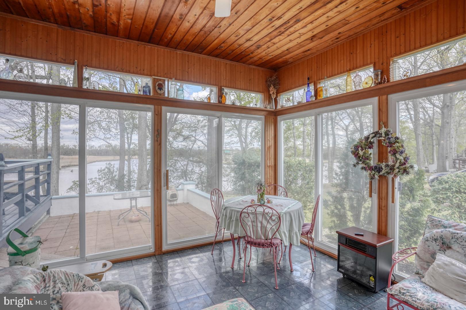 WINDSWEPT - Residential