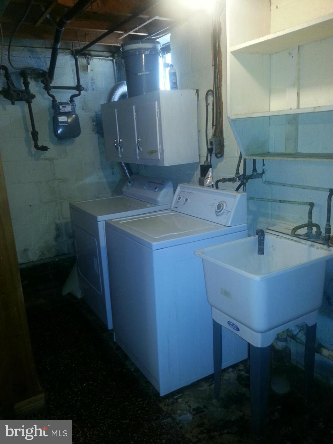 BUCKNELL HEIGHTS - Residential Lease