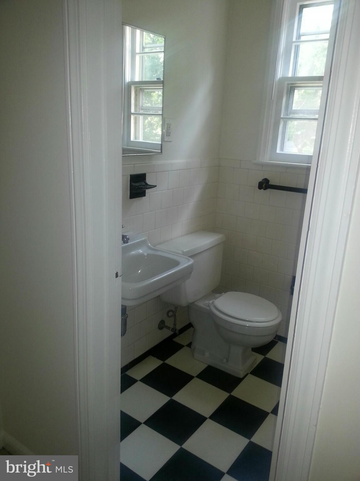 BUCKNELL HEIGHTS - Residential Lease