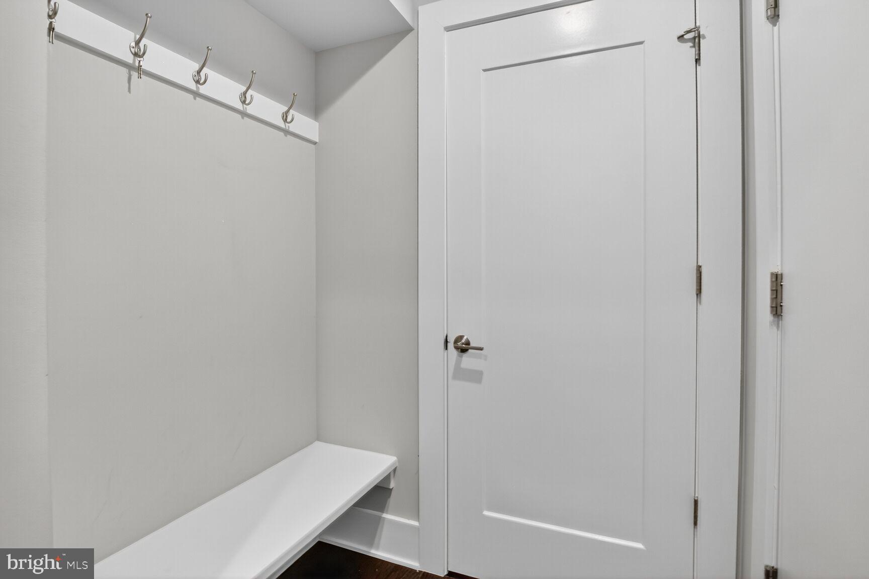 GROSVENOR HEIGHTS - Residential