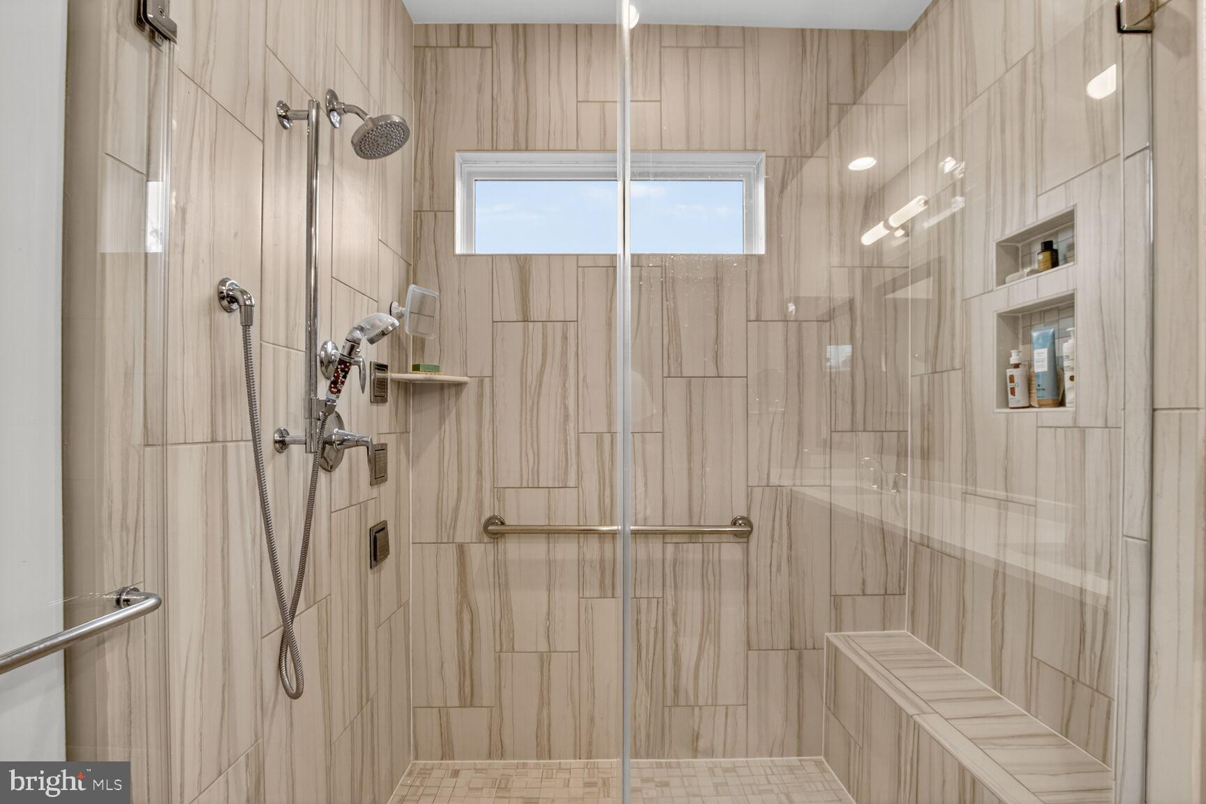 GROSVENOR HEIGHTS - Residential