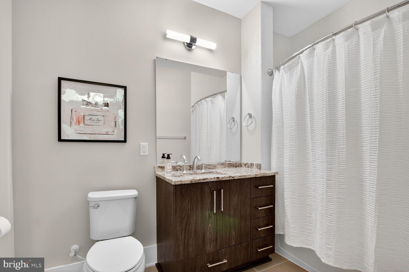 GROSVENOR HEIGHTS - Residential