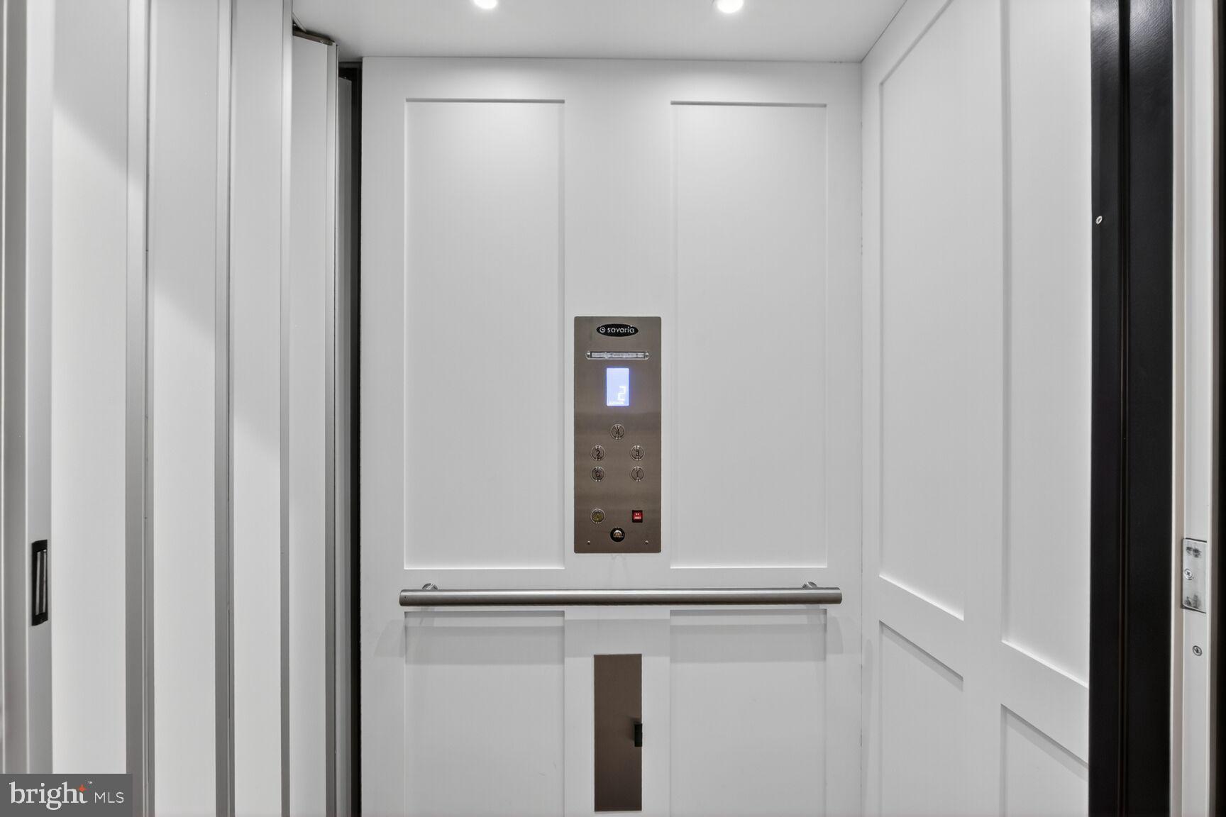 GROSVENOR HEIGHTS - Residential