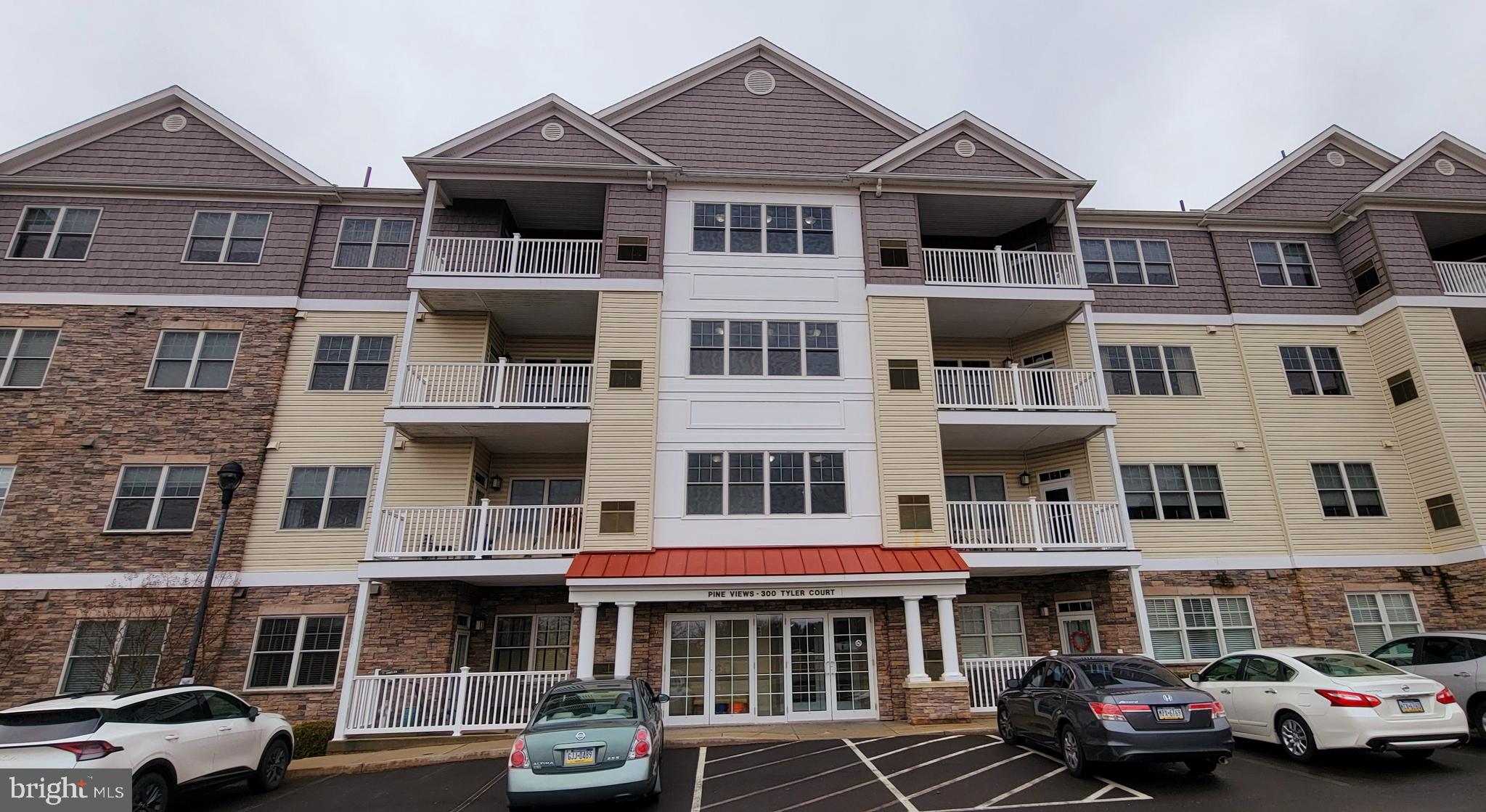 THE VILLAGES AT PINE VALLEY - Residential