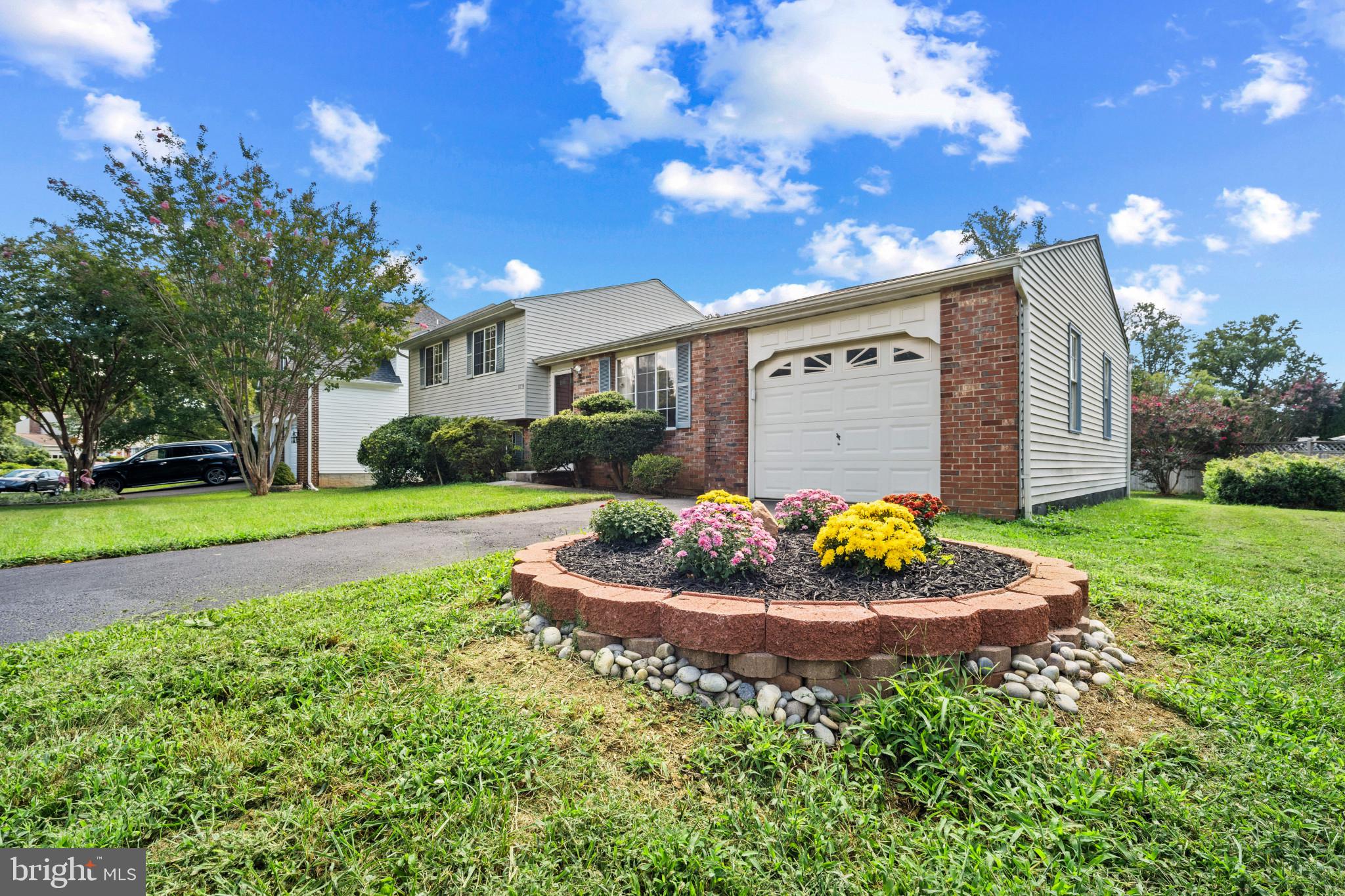 9715 WATER OAK DRIVE