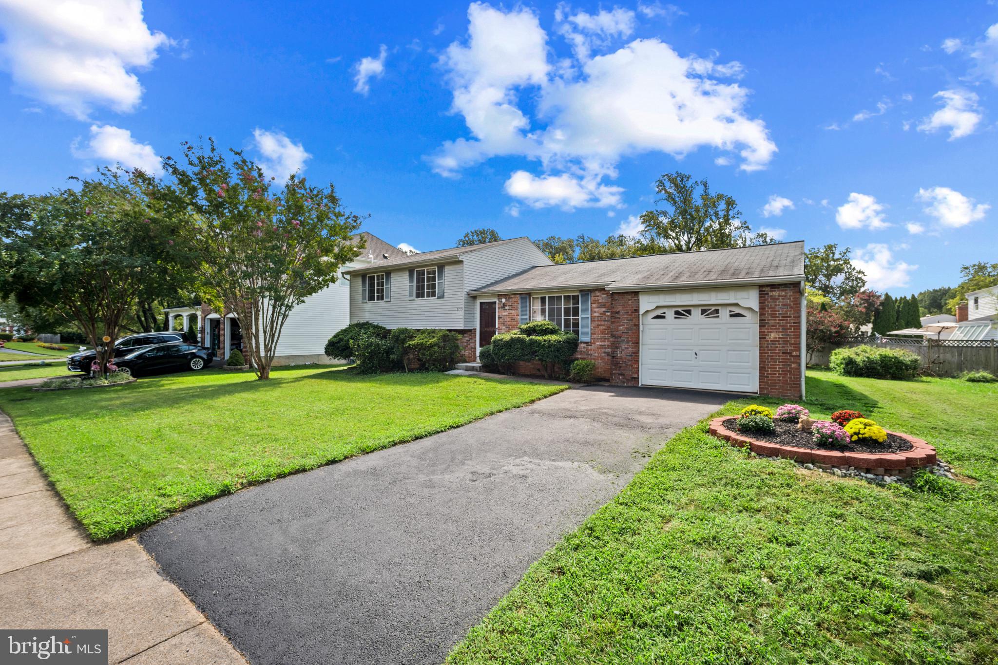 9715 WATER OAK DRIVE