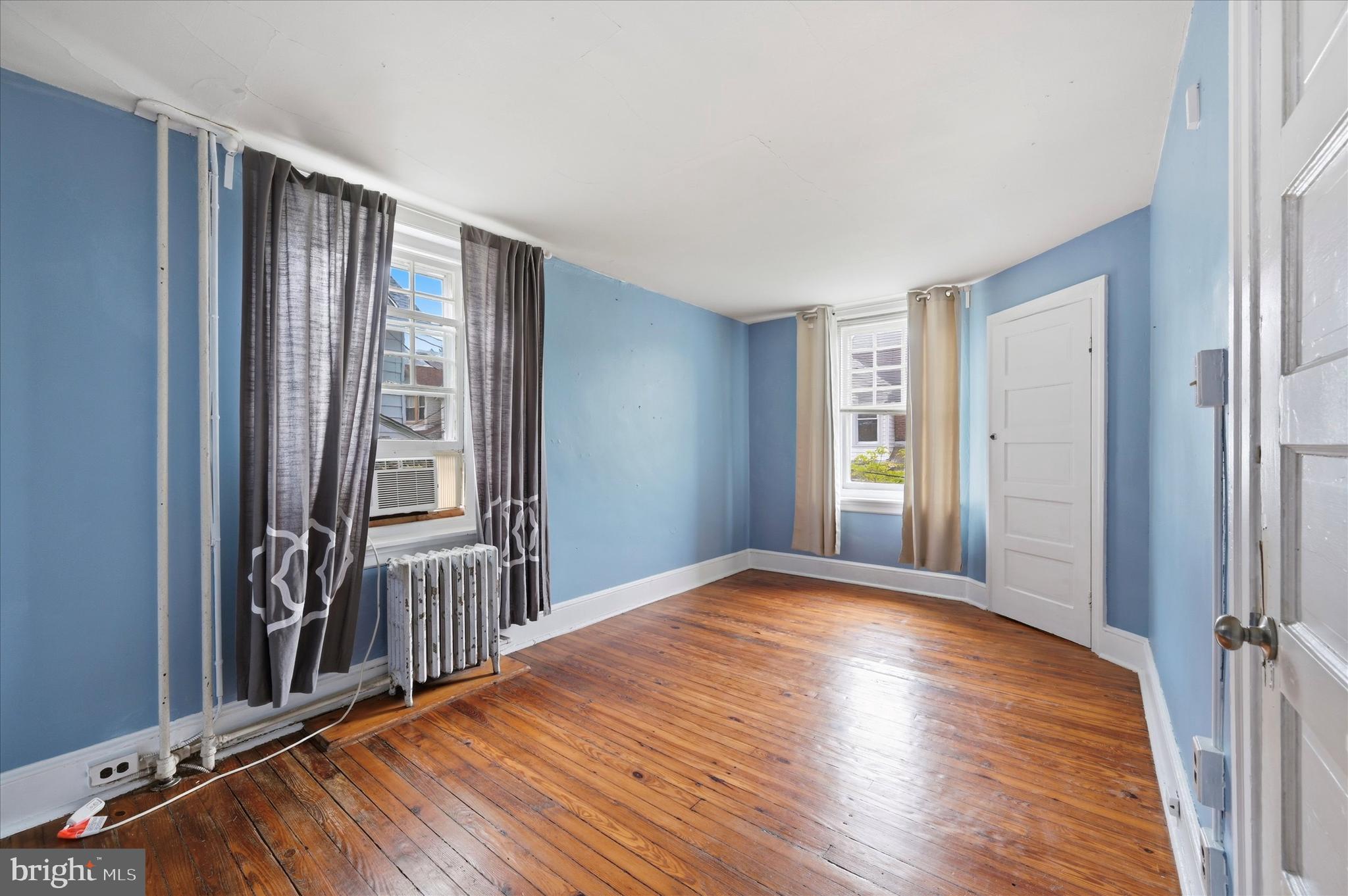 BRYN MAWR - Residential