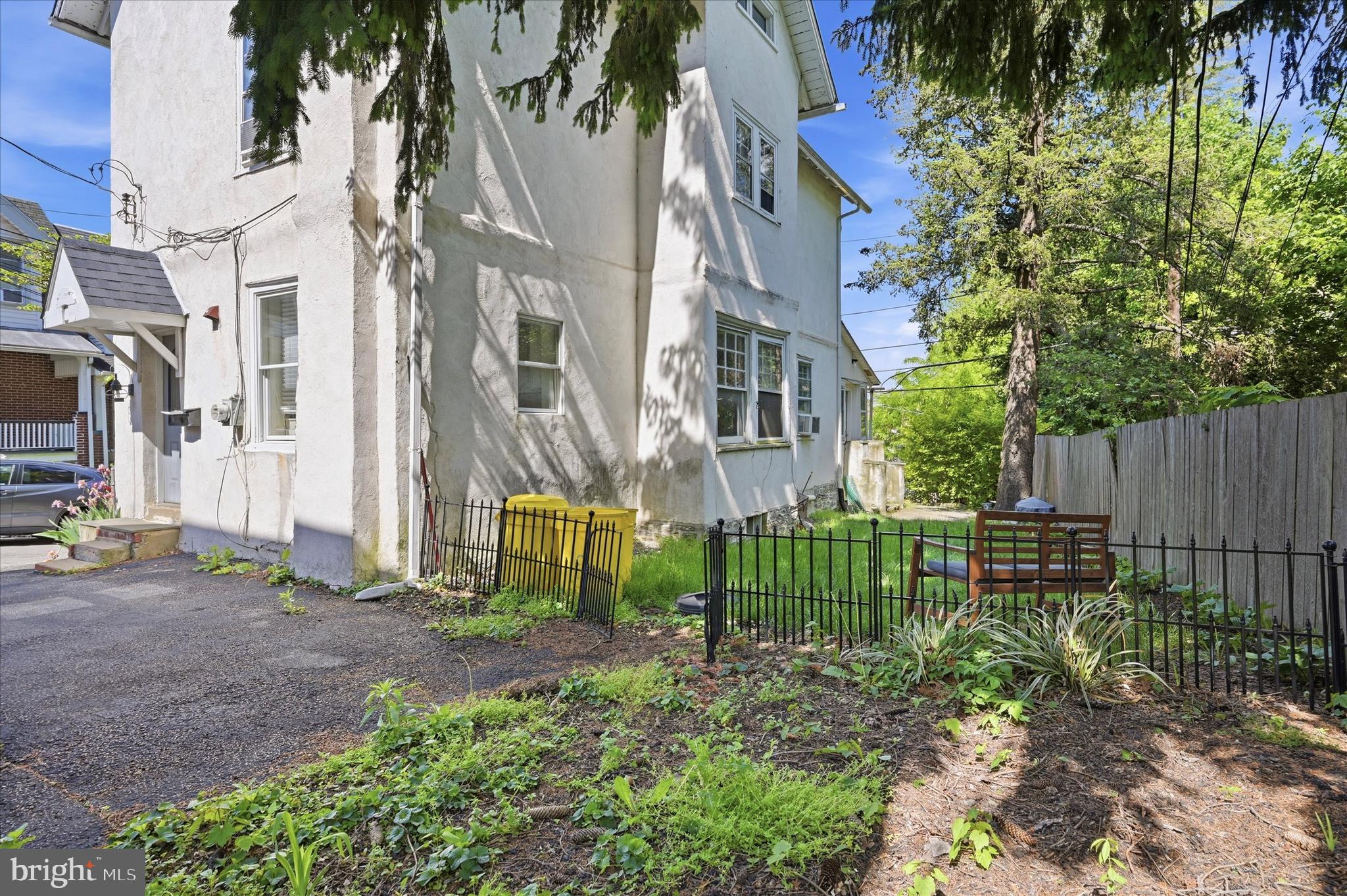 BRYN MAWR - Residential