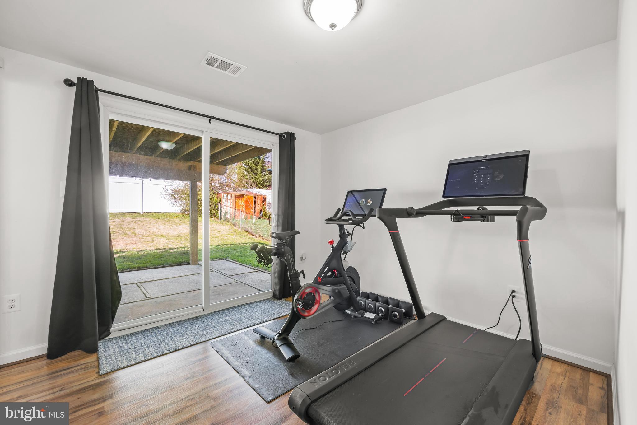 THE PROVINCES - Residential