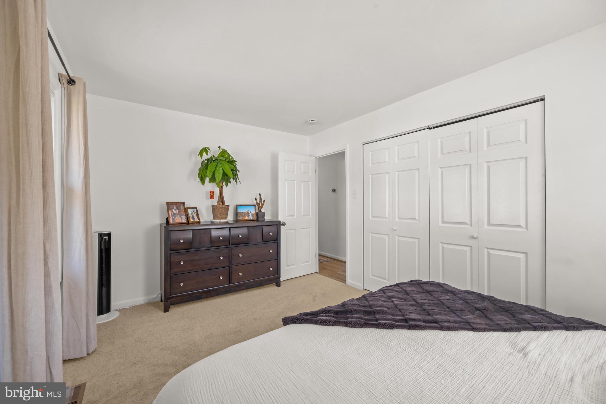 THE PROVINCES - Residential