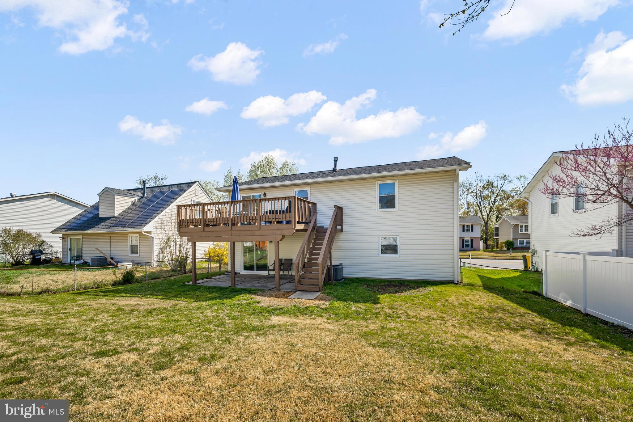 THE PROVINCES - Residential