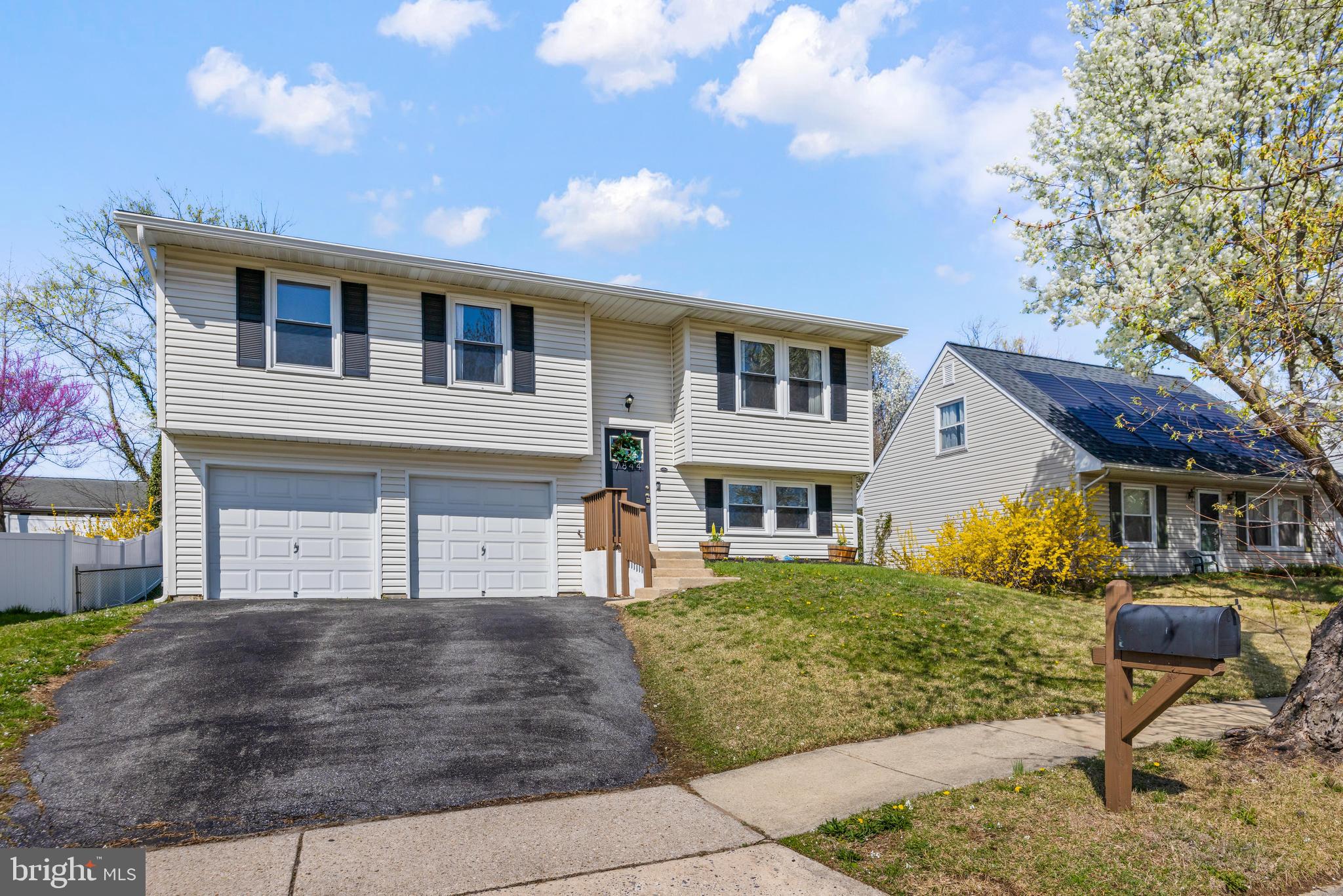 THE PROVINCES - Residential