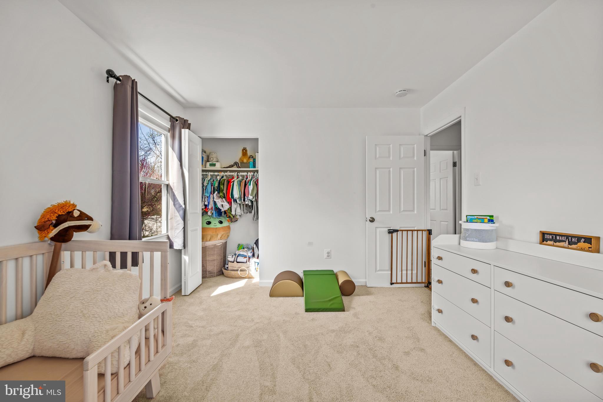 THE PROVINCES - Residential