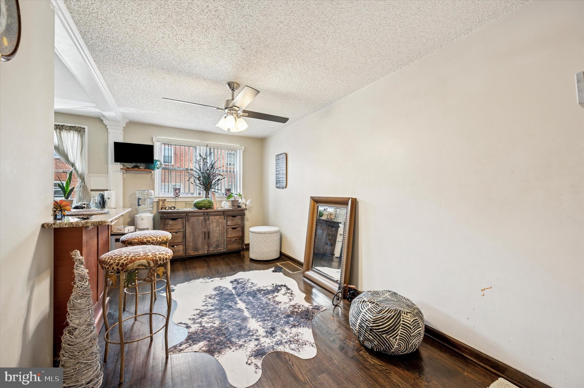 8516 FAYETTE STREET