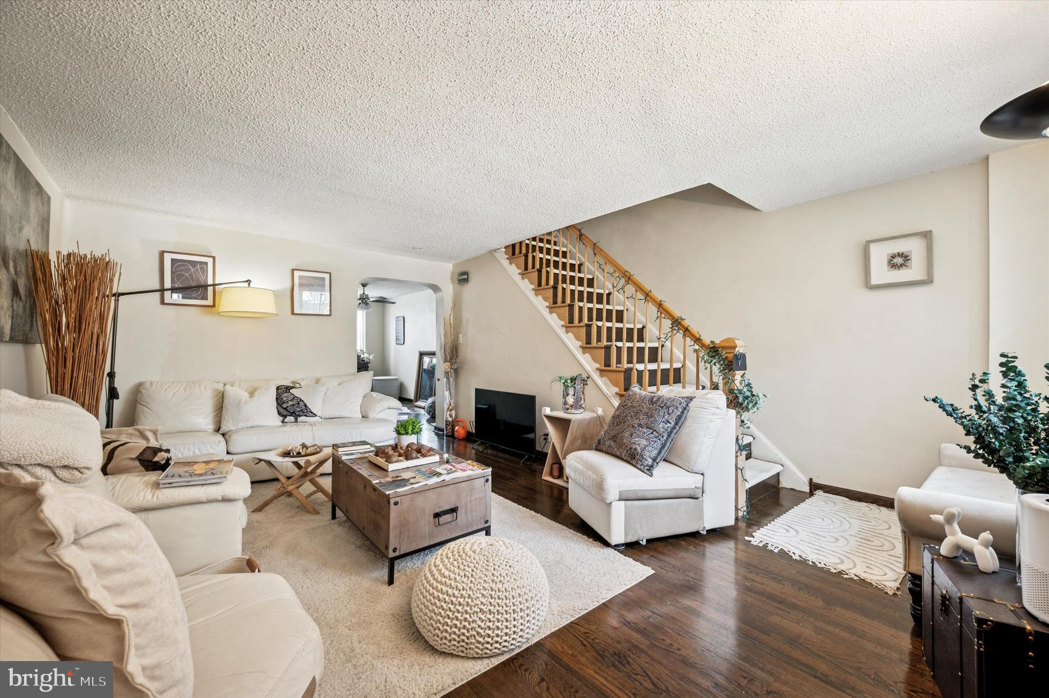 8516 FAYETTE STREET