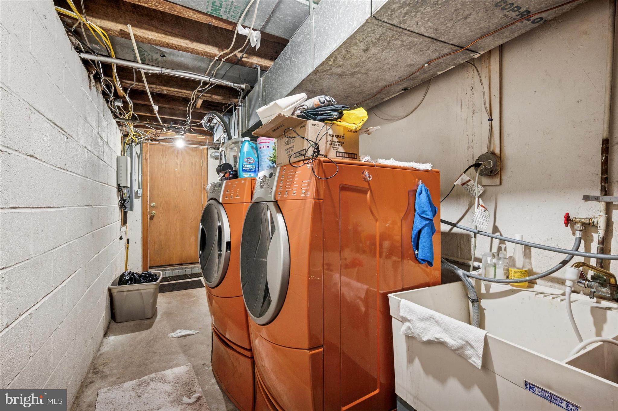 CEDARBROOK - Residential