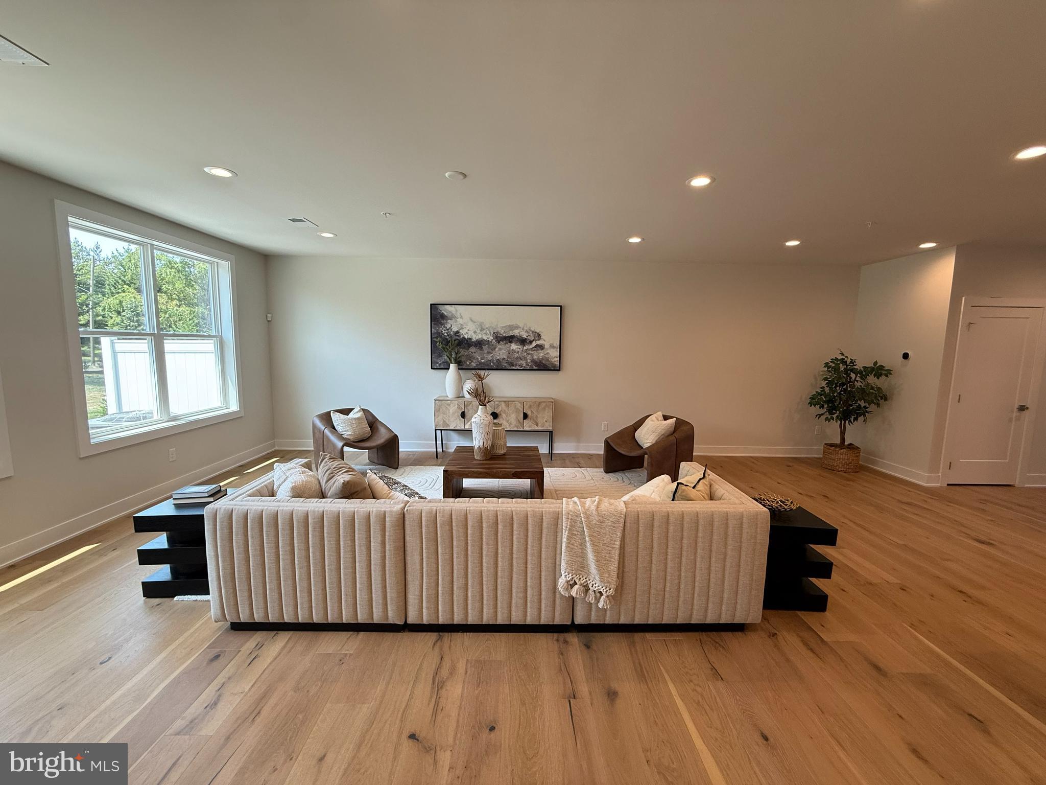 DOYLESTOWN WALK - Residential