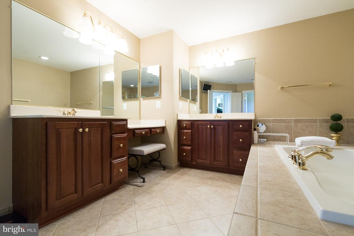 AUGUSTINE NORTH - Residential