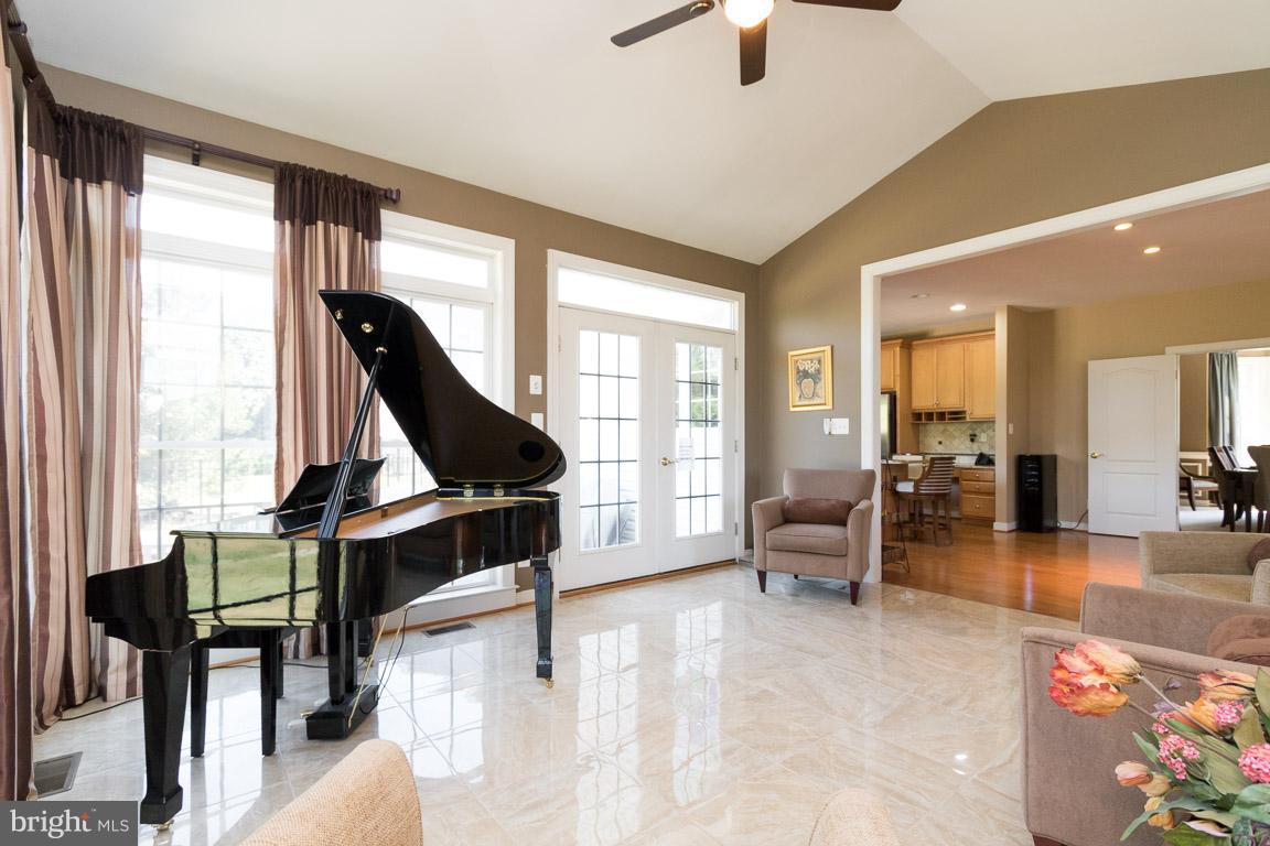 AUGUSTINE NORTH - Residential