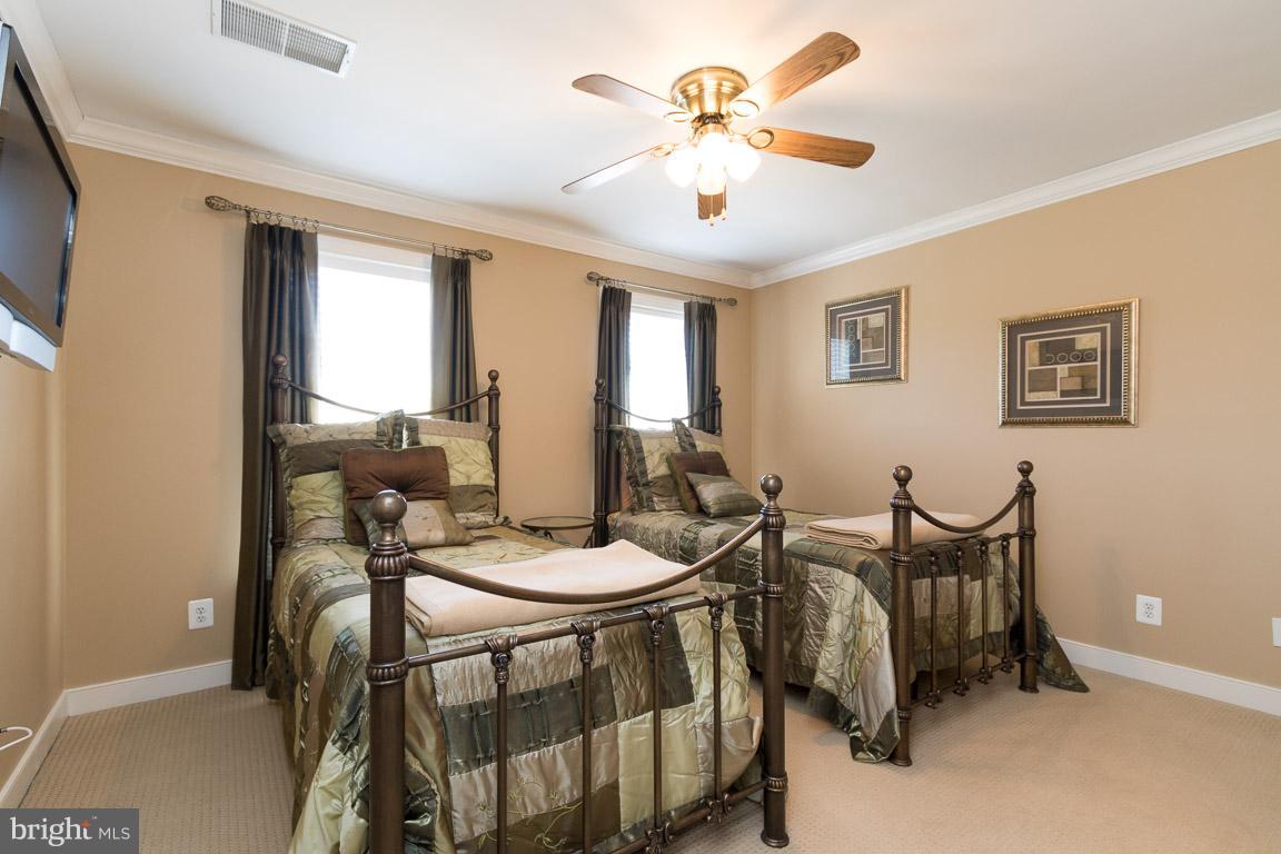 AUGUSTINE NORTH - Residential