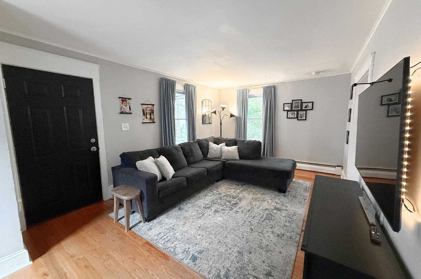 423 LANGSTAFF AVENUE