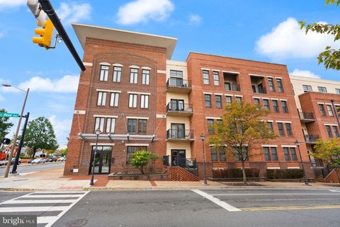 181 E REED AVENUE 206 ALEXANDRIA VA 22305