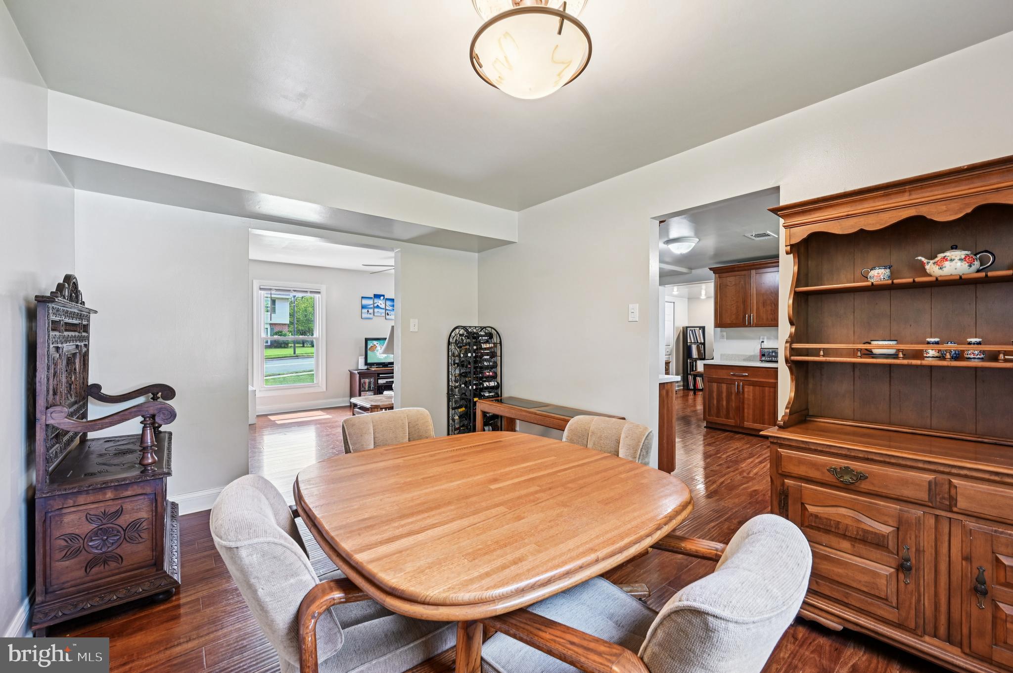 THE PROVINCES - Residential