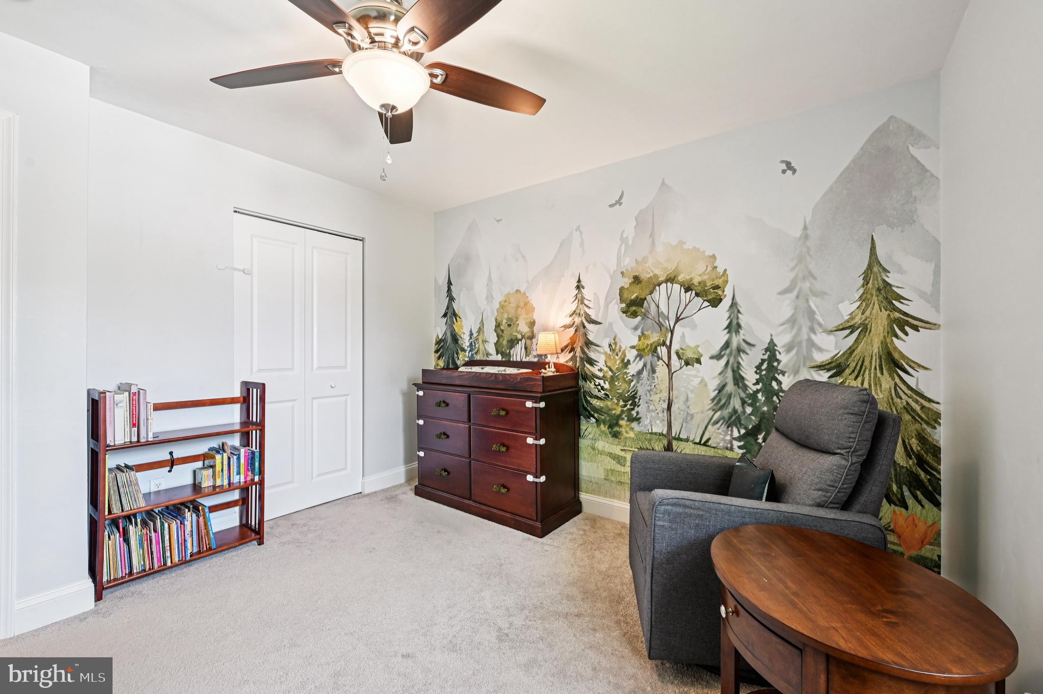 THE PROVINCES - Residential