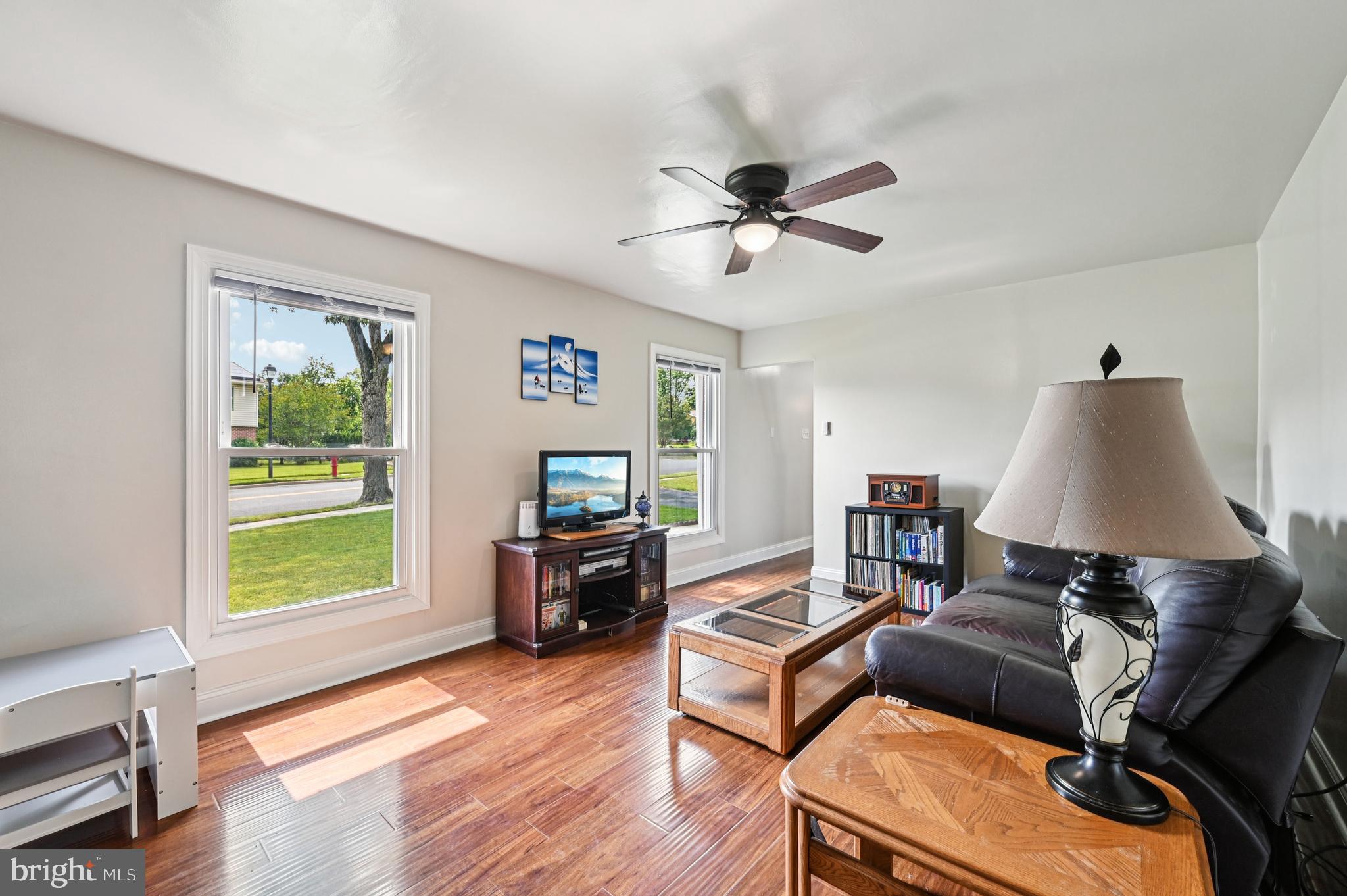 THE PROVINCES - Residential