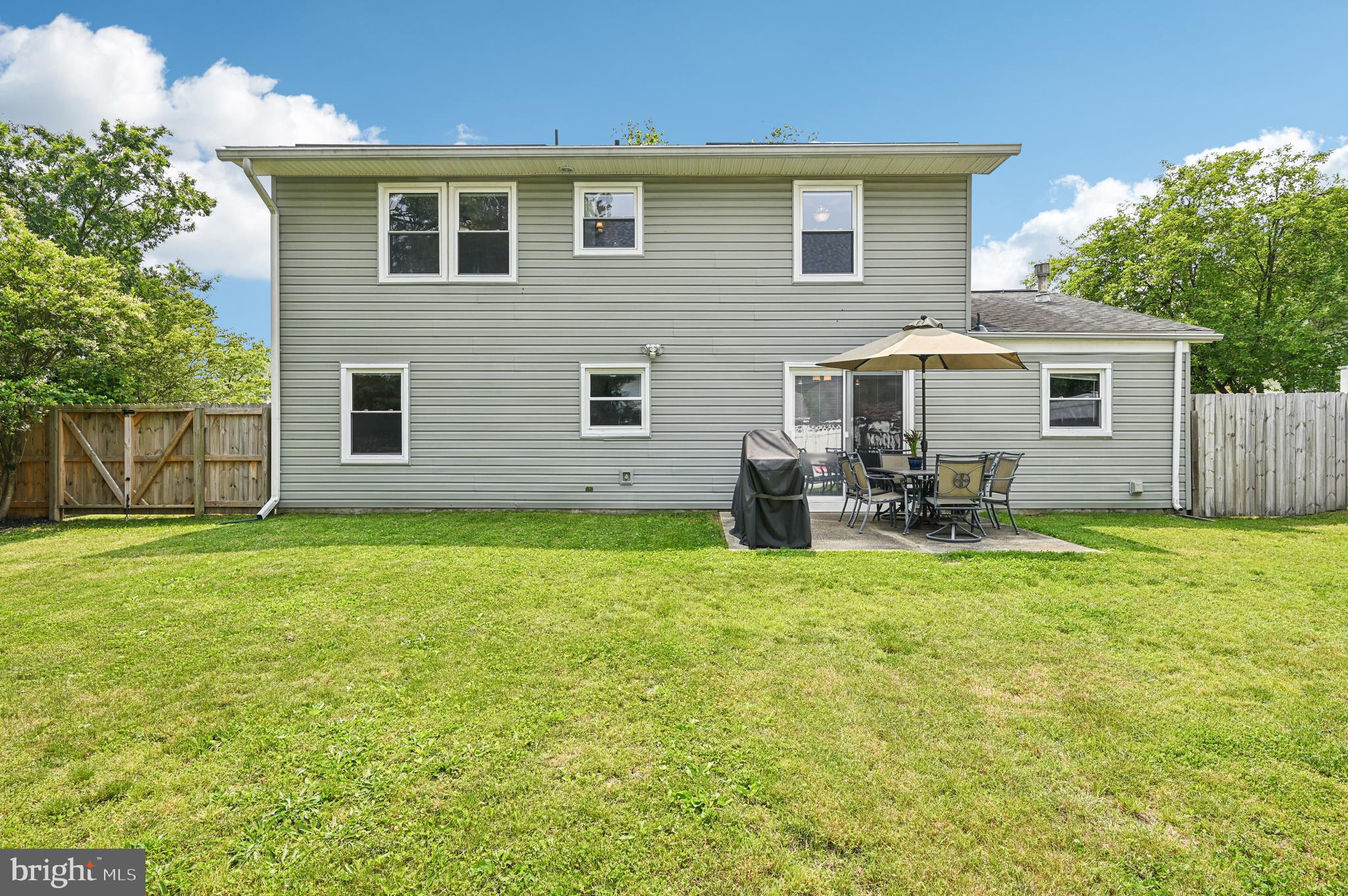 THE PROVINCES - Residential