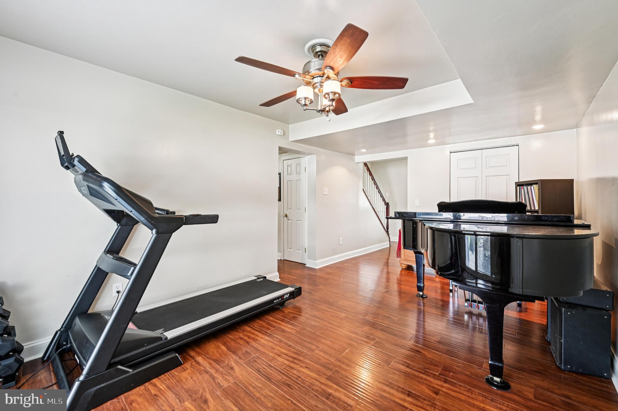 THE PROVINCES - Residential