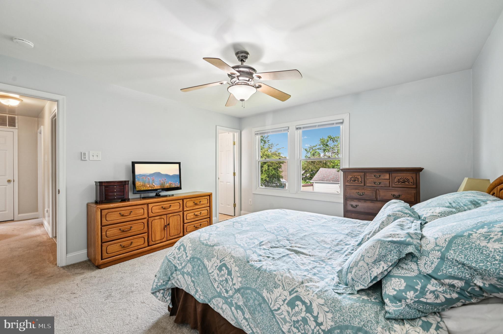 THE PROVINCES - Residential